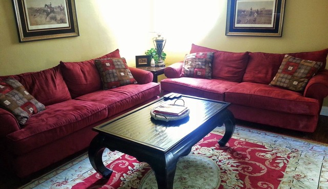 Villa's at Eureka under 4 miles to Six Flags & Hidden Valley Ski Resort