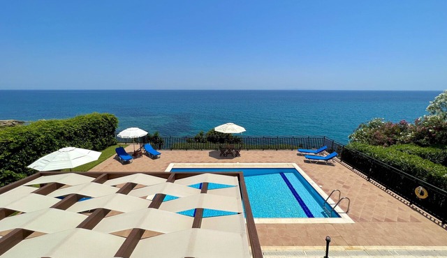 Villa Sakos