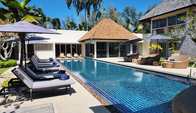 Villa Samakee Luxury 5-bedroom Villa with olympic size pool