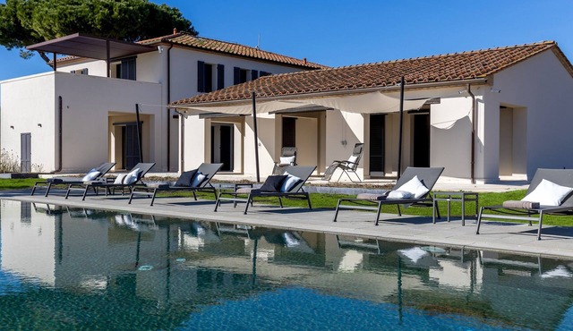 Villa San Giuseppe 12, Emma Villas
