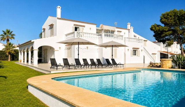 Villa Savanna - Exclusive private villa with pool just minutes from the sea
