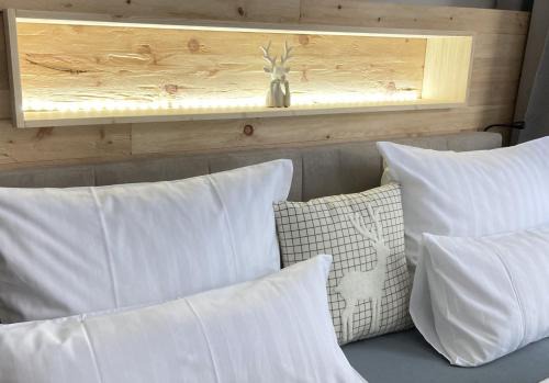Villa Schlossblick II - Zeit zum Genießen in exklusivem Studio "Zirbenherz", Parkplatz, Smart-TV, WLAN