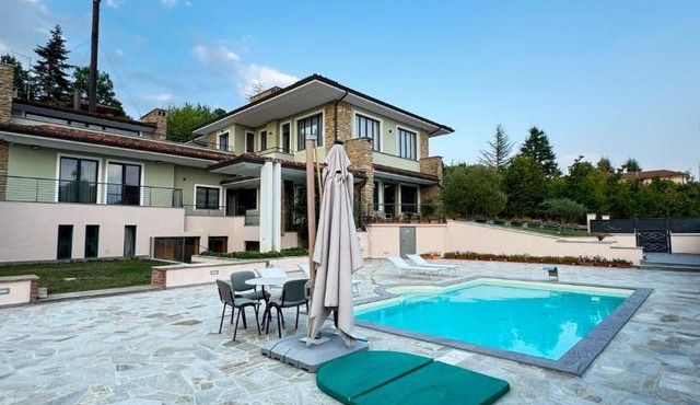 Villa Seli