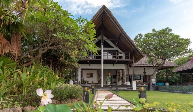 Villa Sheeba