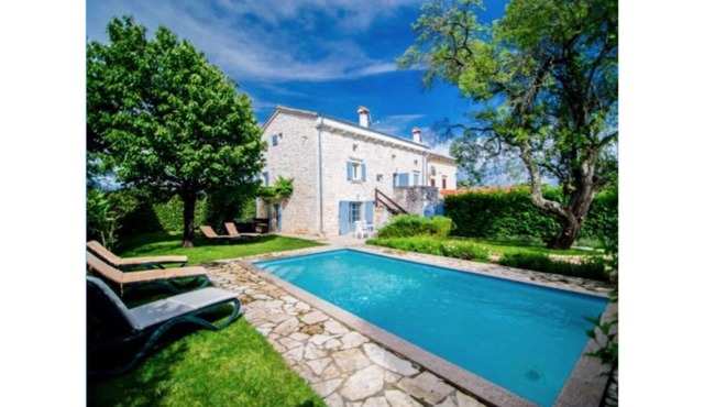 Villa Sherpa- Villa with swimming pool in Istria near Porec, Rovinj and Pula