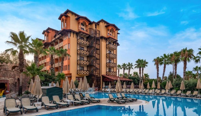 Villa Side Hotel