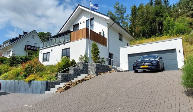 Villa Silberberg luxury wellness villa with sauna, bbq and billiards.