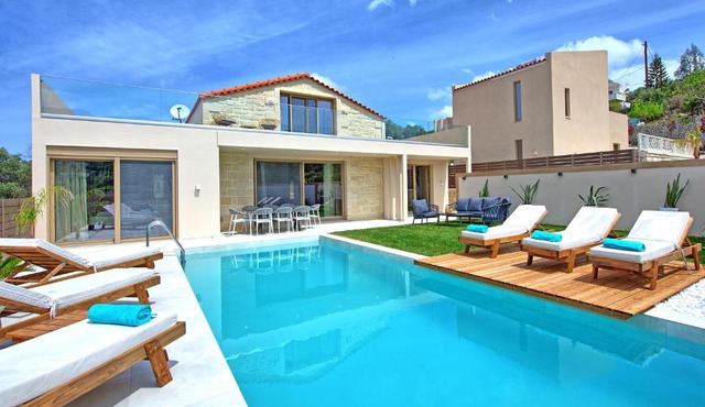 Villa Silentium Evilia by PosarelliVillas
