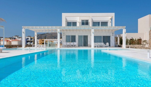 Villa Socrates - Four Bedroom Villa, Sleeps 12