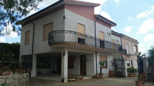 Villa Sofia San Ciro 401
