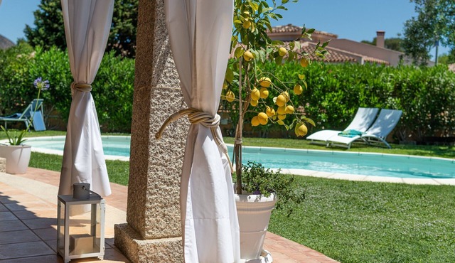 Villa 'Sofia' with Private Pool, Wi-Fi and Air Conditioning