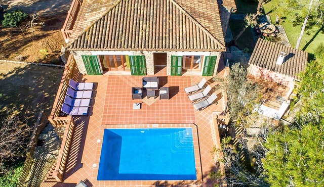 Villa 'Son Grau' with Mountain Views, Private Pool, and Wi-Fi