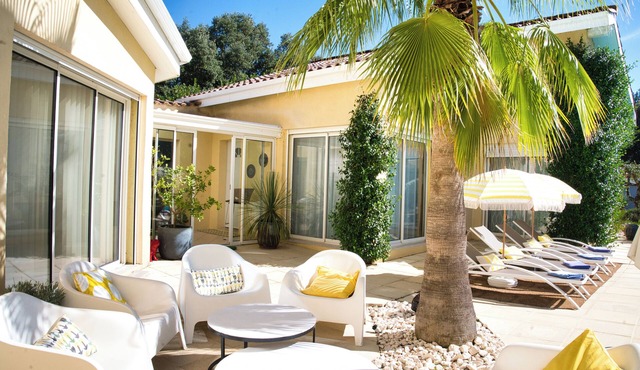 Villa Sonora-Californian design & heated pool - 4km from Uzès