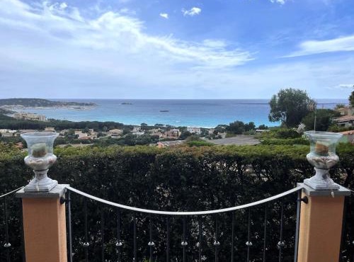 Villa Sonus Panoramic Seaside Villa 350 meters from the beach