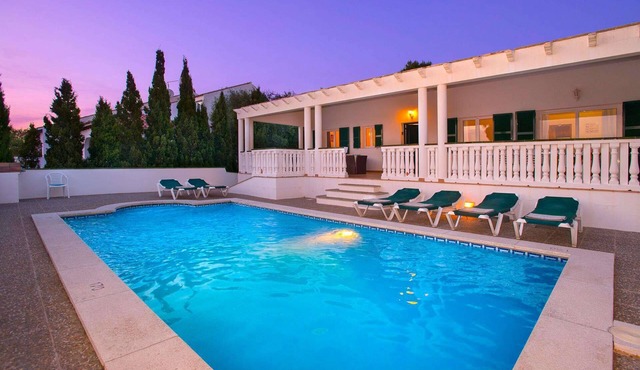 Villa Sonya - Three Bedroom Villa, Sleeps 6
