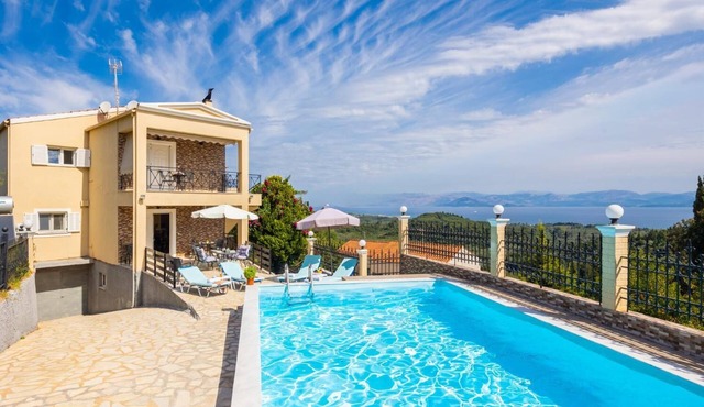 Villa Spartera - Five Bedroom Villa, Sleeps 10