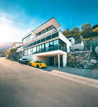 Villa Summit