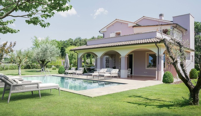 Villa Sunbeach+privat Pool nur 2,5 vom Strand