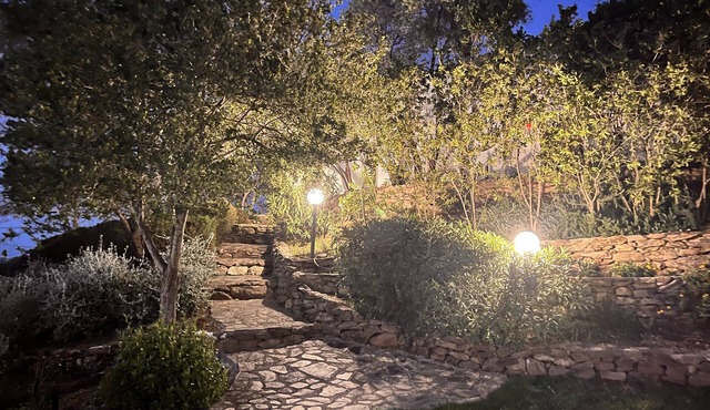 Villa surrounded by a 3000 sqm garden near the beach