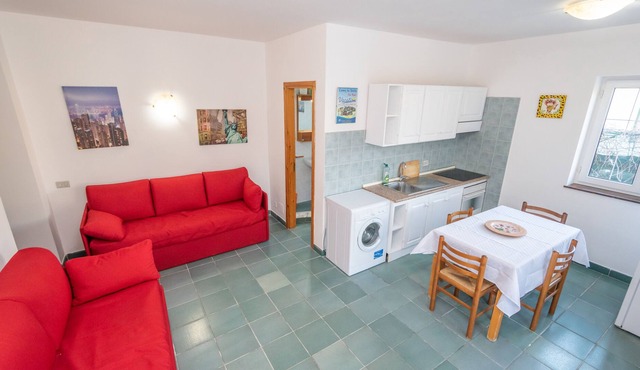 Villa surrounded by greenery 50 meters from the sea sleeps 8