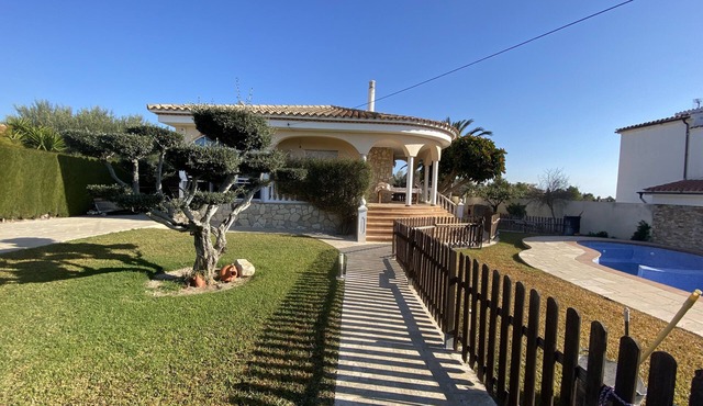 Villa Susana, with private pool near the beach