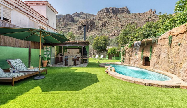 Villa Temisas, Private Pool With Waterfall