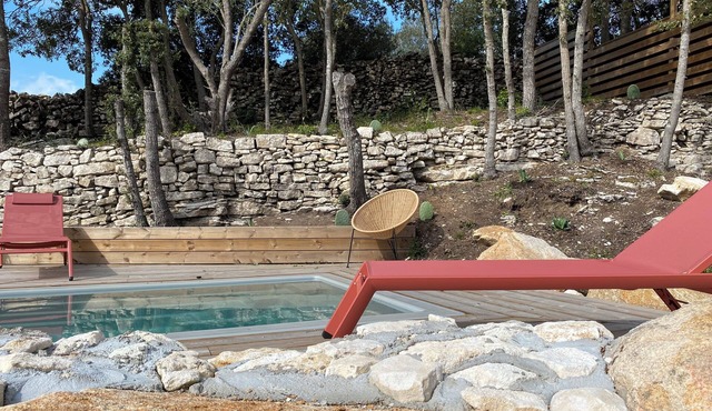 Villa TERRAMEA, charm and nature with swimming pool, in the heart of the Corsican maquis