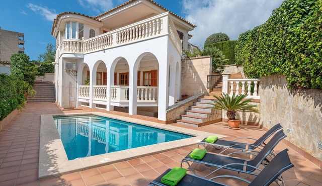 Villa Teulera - Villa With Private Pool. Free Wifi