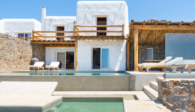 Villa 'The Lion 3 with Sunset Views' with Sea View, Wi-Fi and Air Conditioning