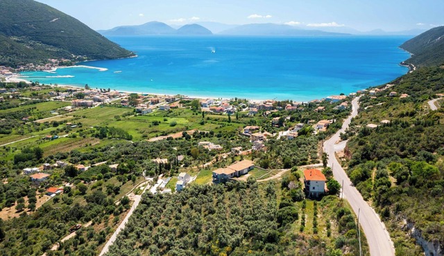 Villa Thea Ponti - Three Bedroom Villa, Sleeps 6