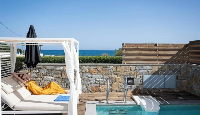 Villa Thoi, Exclusive Villa with Private Beach Facilities