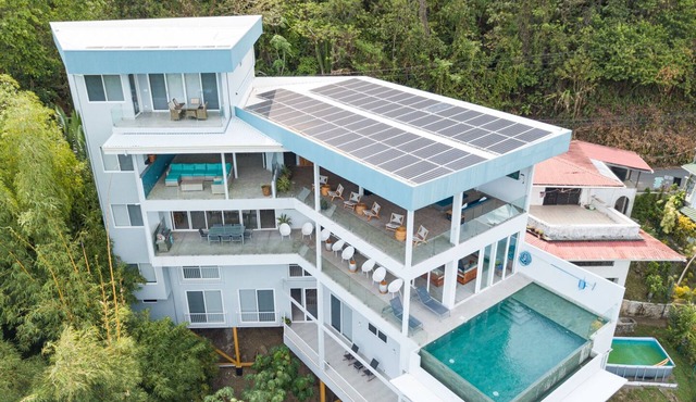 Villa&Tower -17 Bdrms,sleeps 57-AC,Elevator,Pool