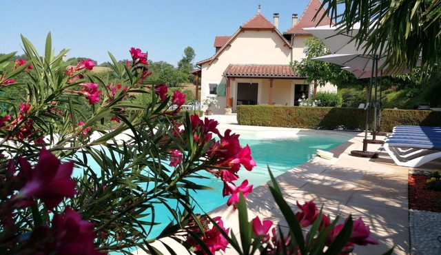 VILLA TYPE QUERCYNNOISE FAYCELLES