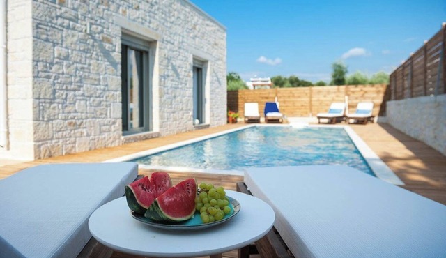 Villa Vera - With Private Pool & Jacuzzi