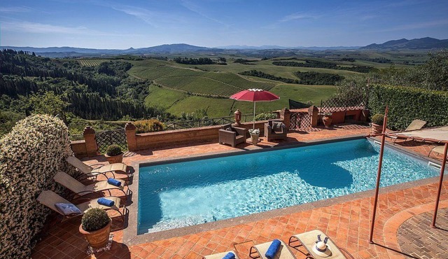 Villa Virna: A charming two-story historical villa, with Free WI-FI.