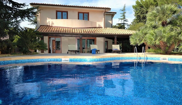 Villa Vittoria, with private pool