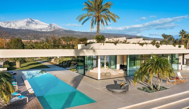 Villa Volcano with private pool - My Rental Homes