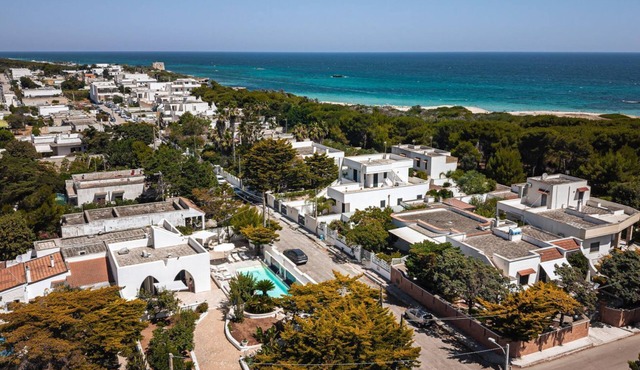 Villa with private pool in San Foca 100 meters from the sea