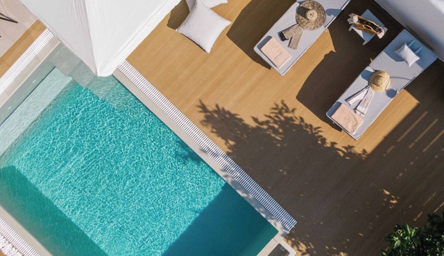 Villa White in Blue with private swimming pool
