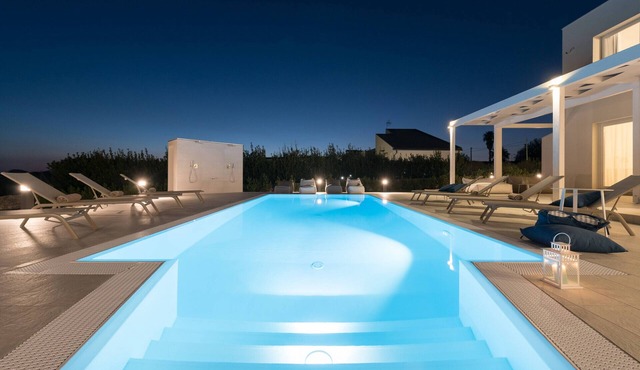 Villa White