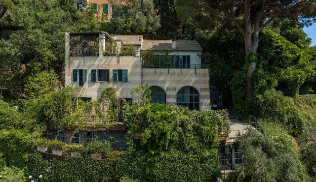 Villa with 5 bedrooms and a splendid view