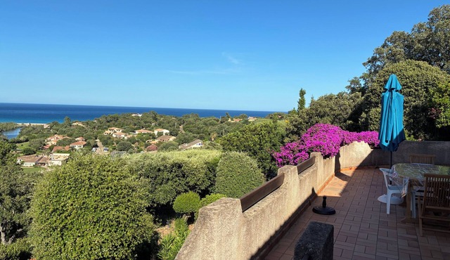 VILLA WITH BEAUTIFUL VIEW ON THE SEA AND ON THE MOUNTAINS