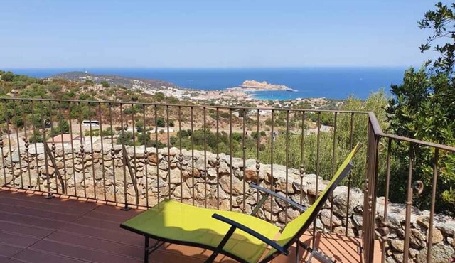 Villa WITH EXCEPTIONAL VIEW ON THE SHORES AND THE PORT OF L'ILE ROUSSE