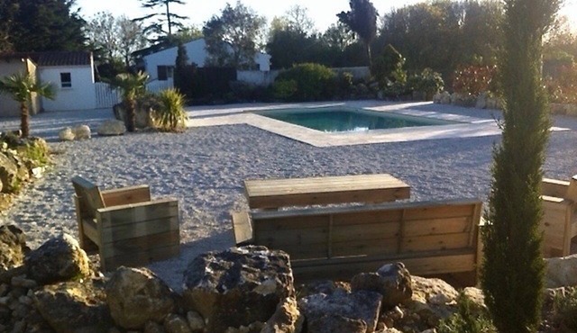 Villa with swimming pool located between La Côtinère and St Pierre d'Oléron
