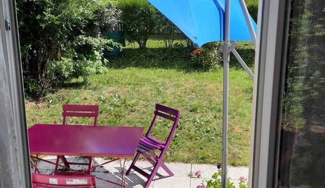 villa with garden, quiet and secure