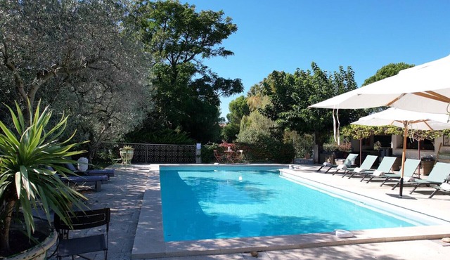 Villa with heated pool and tennis Fontvieille LS1-448