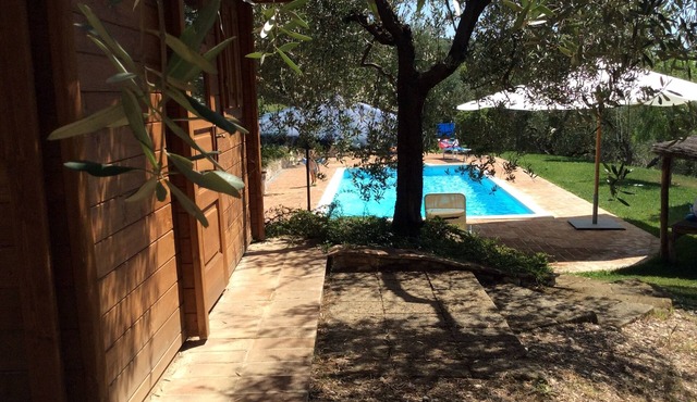 Villa with pool in idyllic location just 45 minutes from Rome