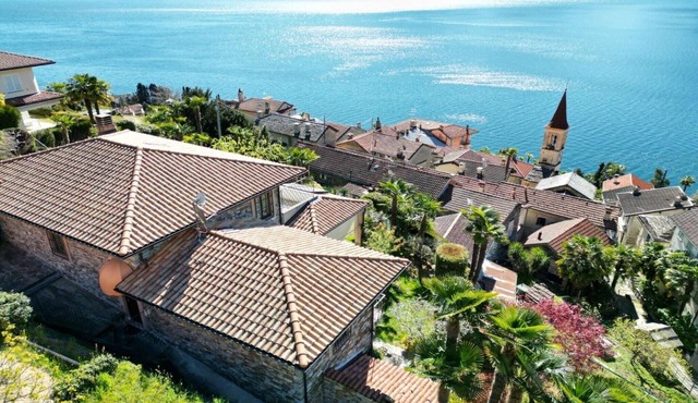 Villa with Panoramic Views for 6