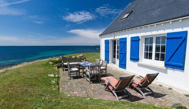Villa with panoramic sea view in Nevez, near Pont-Aven, free Wi-fi access,