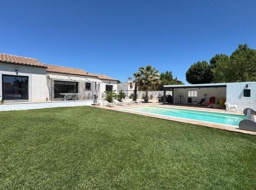 Villa with pool, 4 bedrooms, near Saint-Rémy-de-Provence
